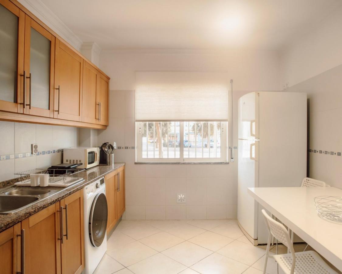 Harbour'S Way, Spacious And Cosy Apartment, With Ac Olhao Exterior photo